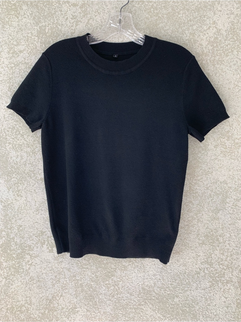 Women’s Black Short-Sleeve Knit Tee - Clean Crew Neck Woolblend Small Cozy Fall